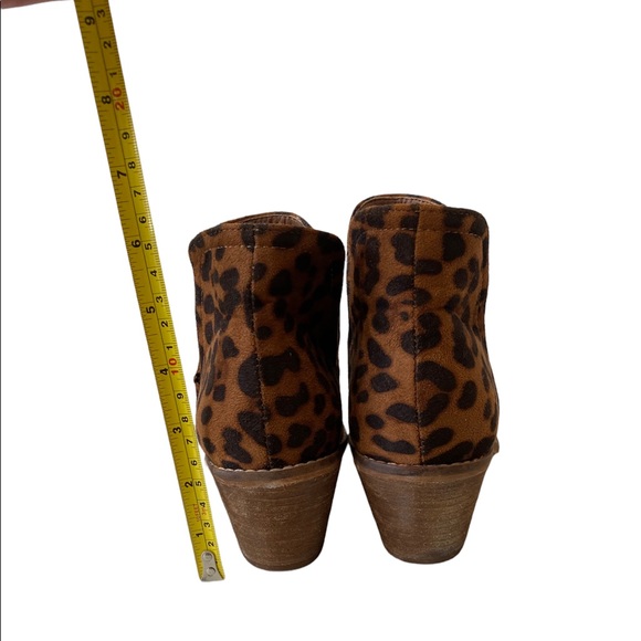 BEAST Sunny Chop Out Style Fall Leopard Print Booties 8 - Picture 10 of 13